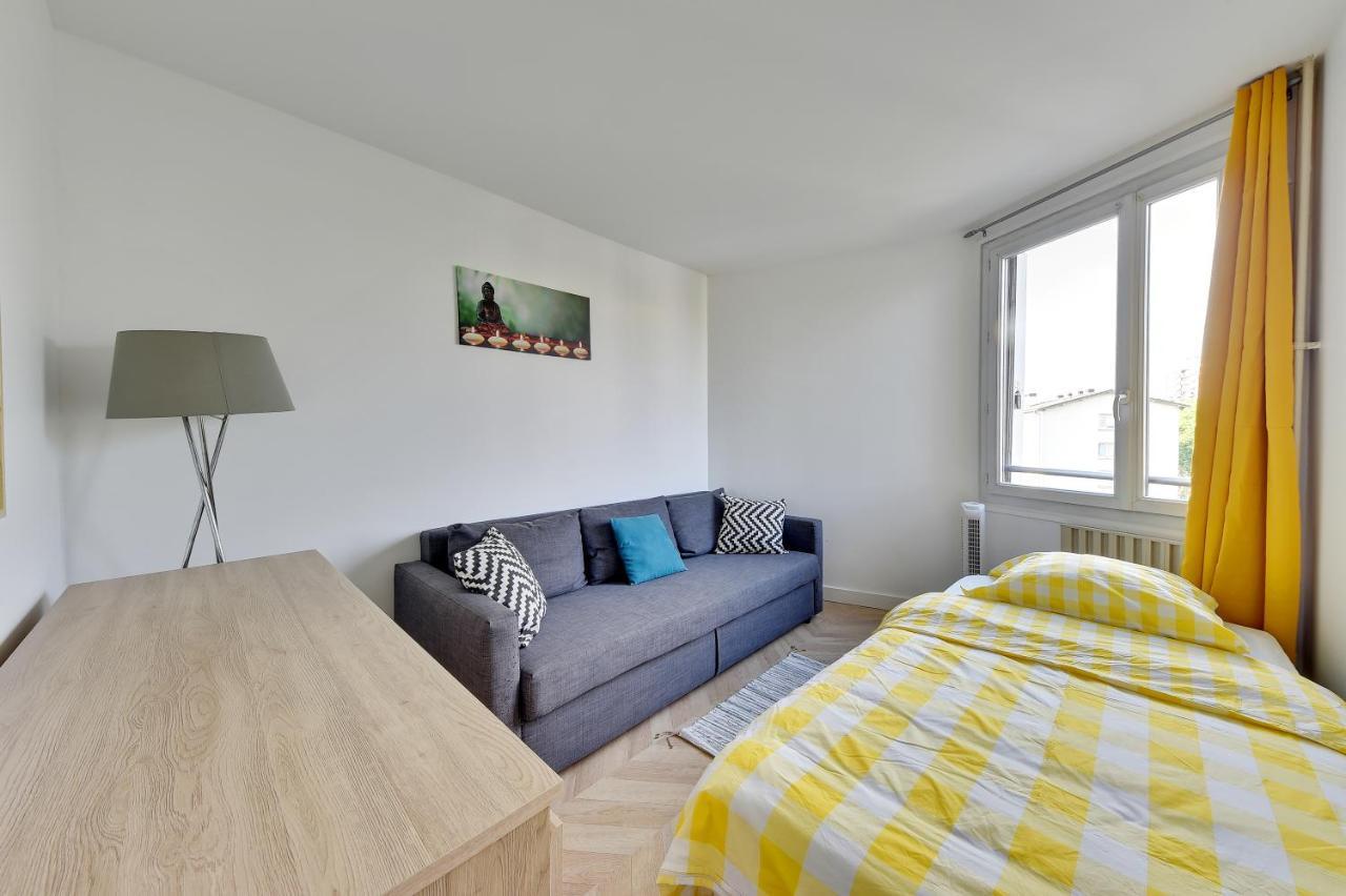 Chic Apart With Parking And Balcony Villeneuve-la-Garenne Exterior photo
